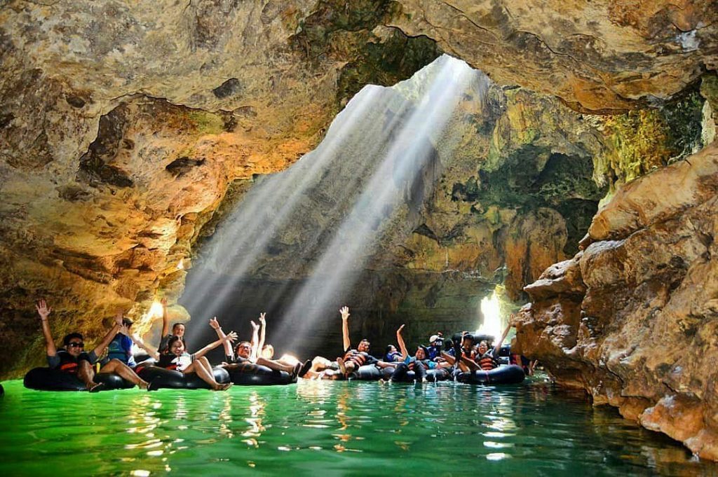 Goa Pindul cave tubing paket wisata di Jogja