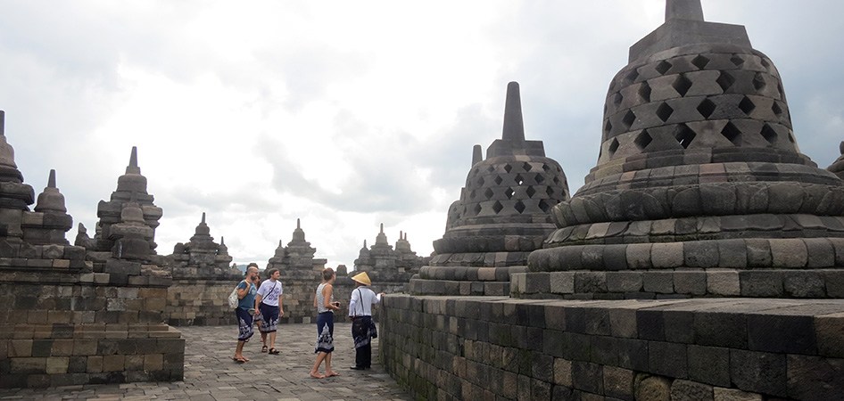 Mengunjungi Borobudur Dan Prambanan Dalam Satu Hari Ya Atau Tidak