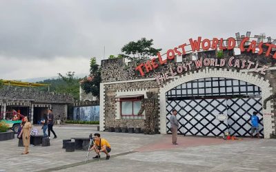 paket wisata jogja-the lost world castle jogja